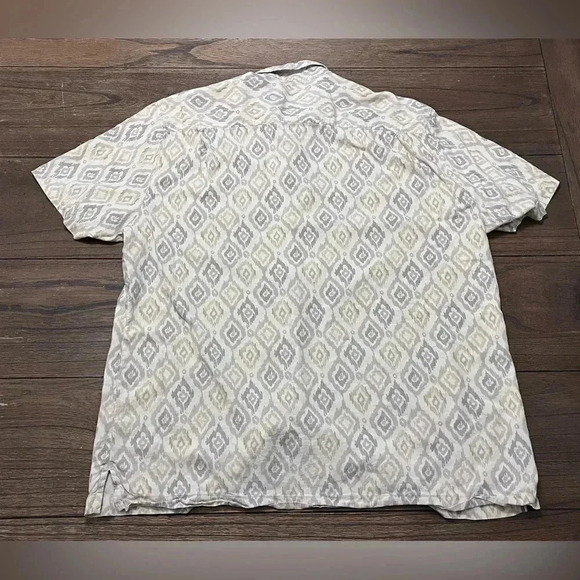 Tommy Bahama Silk Short Sleeve Button Down Shirt Mens size XL - Picture 4 of 4